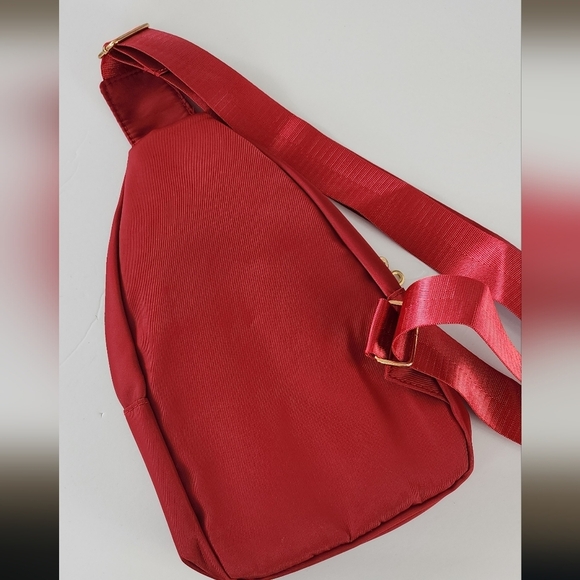 Stylish Red Sling Bag for Women 4 Zipper Pocket Crossbody Bags Purse - Picture 4 of 6